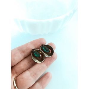 Sterling Screw Back Earrings 1940s Emerald Green